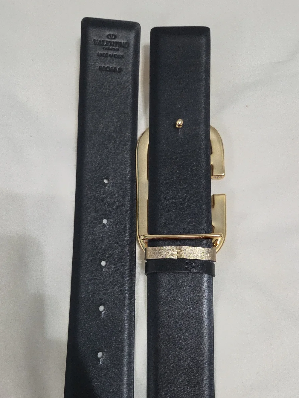 Valentino Garavani Reversible Gold Black Belt Studded Gold Buckle